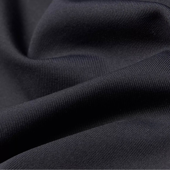 ❌SOLD❌ BABATON Crew Cropped TShirt - Picture 10 of 10